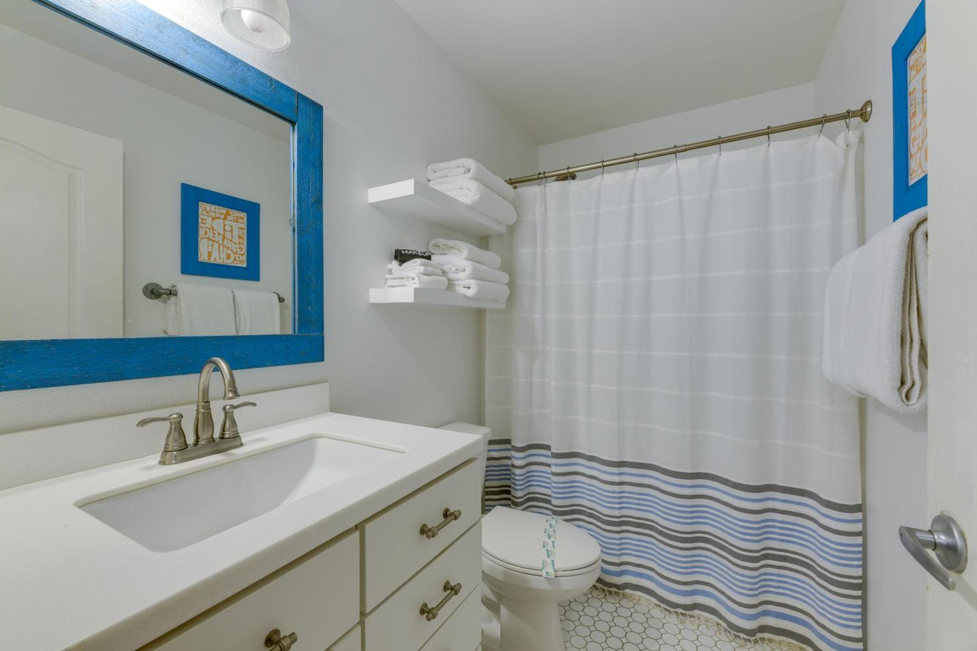 Trendy Port Aransas Home With Private Pool And Deck! Eksteriør billede