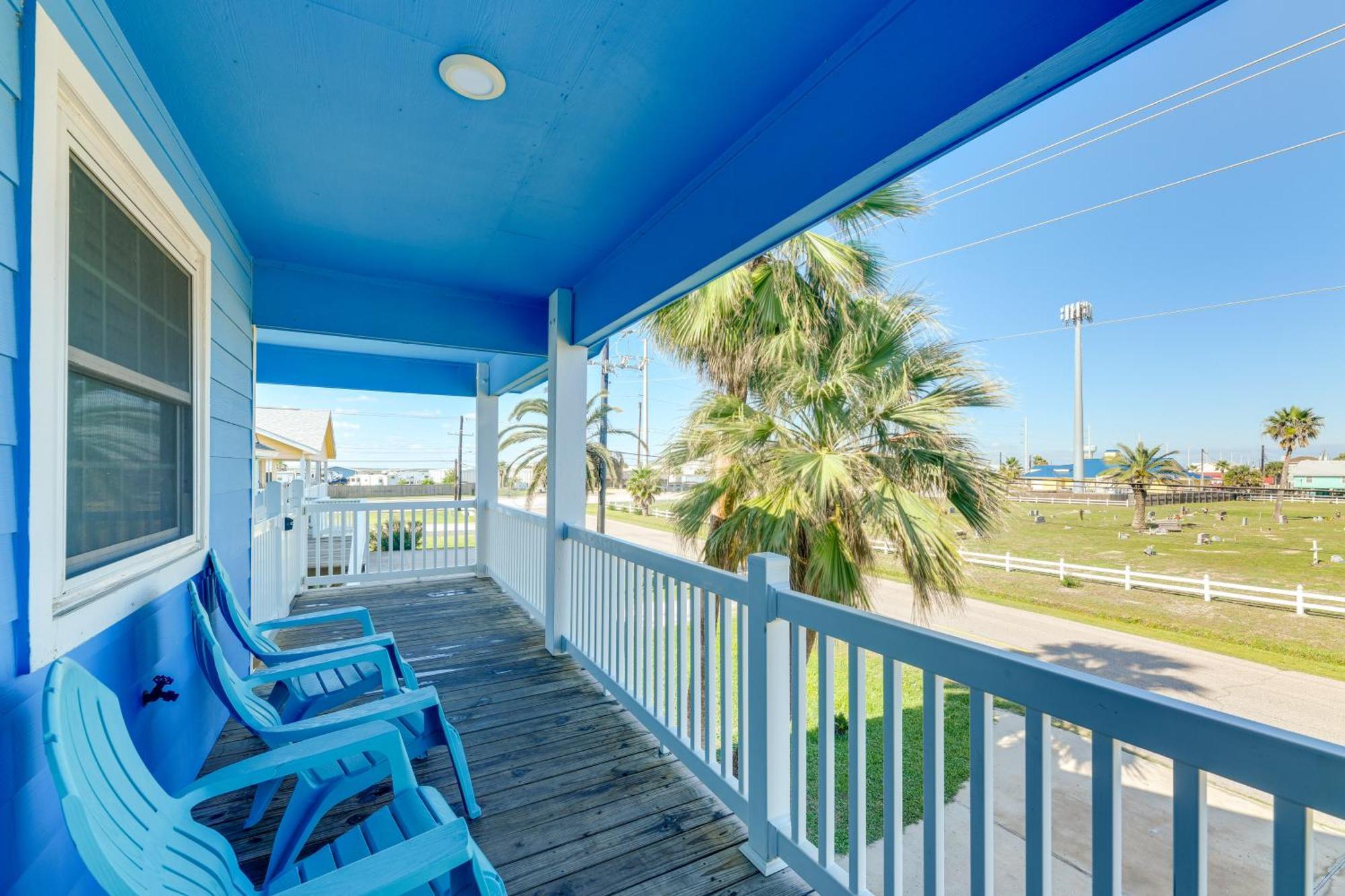 Trendy Port Aransas Home With Private Pool And Deck! Eksteriør billede